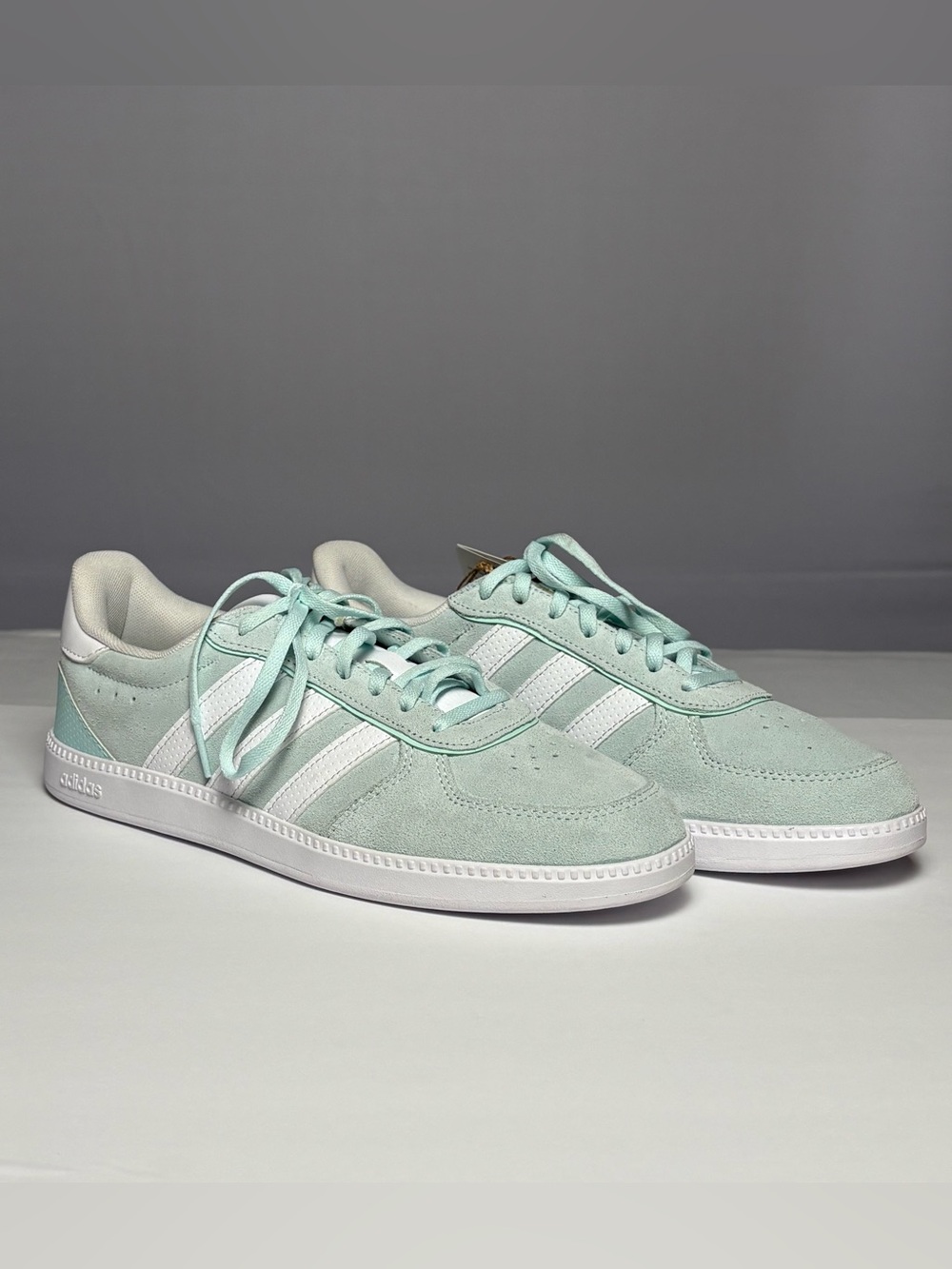 adidas Women's Size 10 Mint Green Suede Low-Top Sneakers